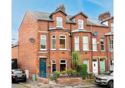 4 Bed End-terrace House For Sale in Ballyhackamore - BT5
